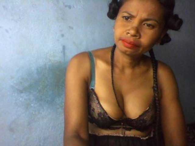 Live sex webcam photo for cheri-coco #241264291