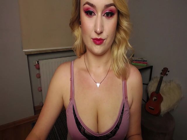 Live sex webcam photo for RUSHnatty #263253369
