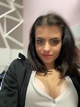 Live sex webcam photo for princess_peachy #244979702