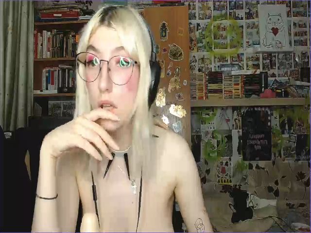 Live sex webcam photo for Dilion_Harper #255362187