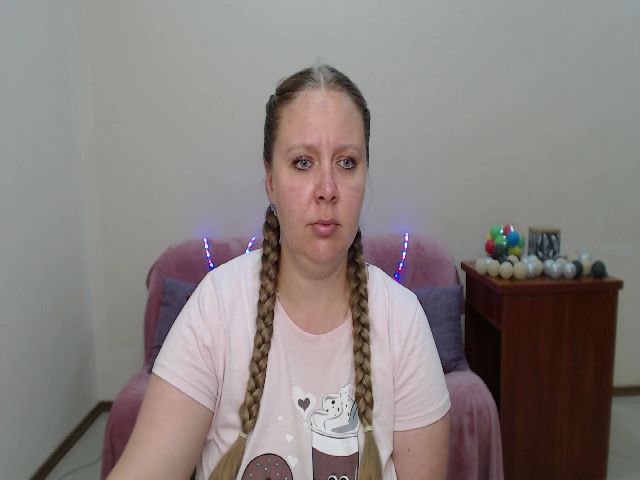 Live sex webcam photo for XArinasoll #252602125