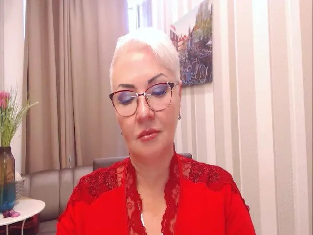 Live sex webcam photo for LadyXAnna #262977479