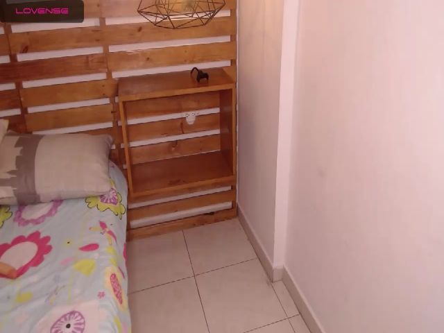 Live sex webcam photo for Katsumi_zenn #261242446