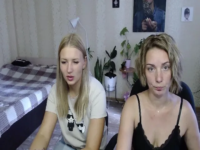Live sex webcam photo for UrBlack_Kitty #257590784