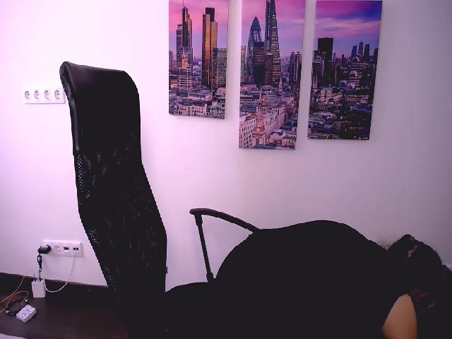 Live sex webcam photo for RebekaJo #263641579