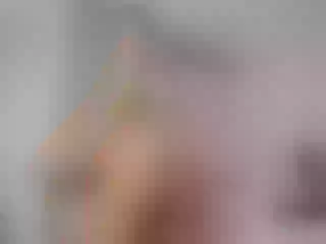 Live sex webcam photo for Bustycharms #254970756