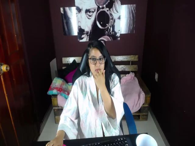 Live sex webcam photo for Hana_cute #254622156