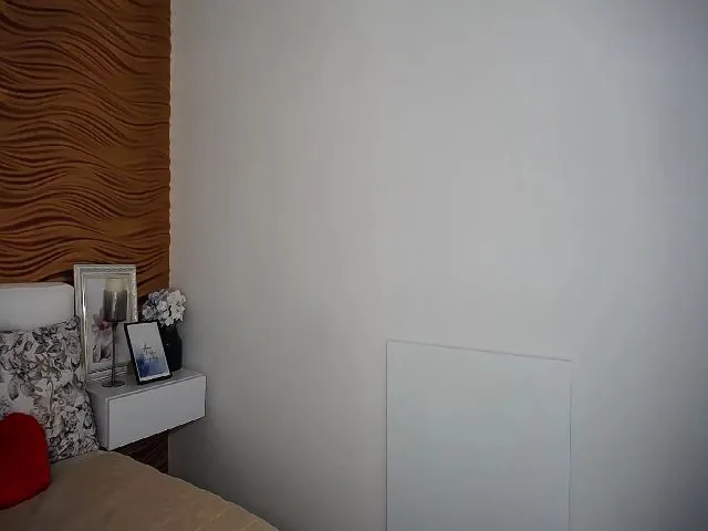 Live sex webcam photo for Ssexy_Kitty #254342883