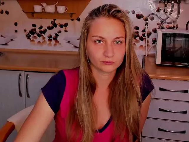 Live sex webcam photo for RitaMay #261186902