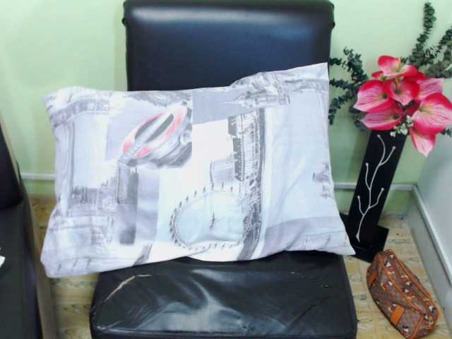 Live sex webcam photo for Anwen6 #241358937