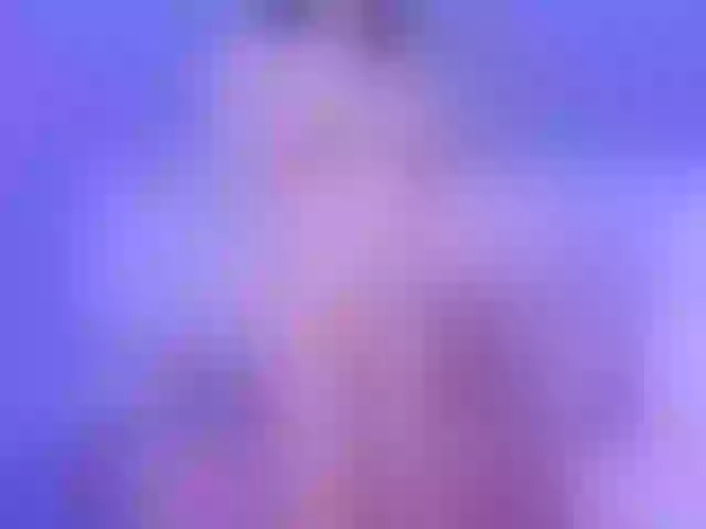 Live sex webcam photo for Alison-fire #246051907