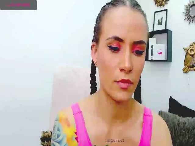Live sex webcam photo for Avaa22_ #260935404