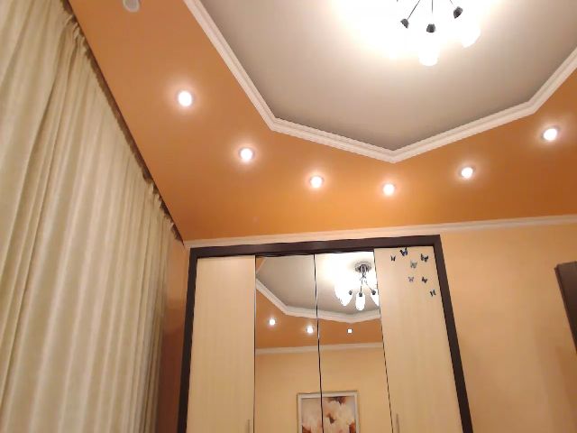 Live sex webcam photo for MsLily #287848826