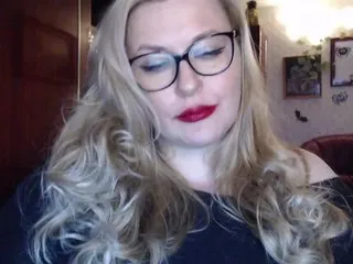 Live sex webcam photo for WifeyNusha #240724888