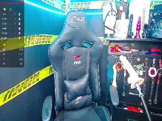 Live sex webcam photo for Rubi_slave #252143193