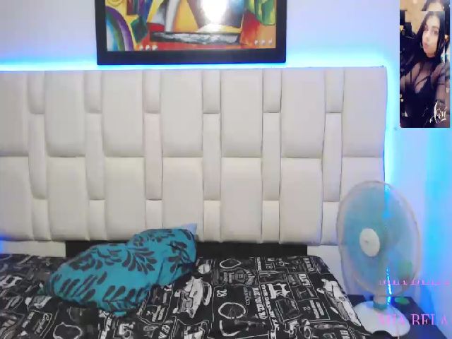 Live sex webcam photo for Mia_bela #264932253