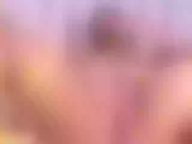 Live sex webcam photo for sexshantel #287999409