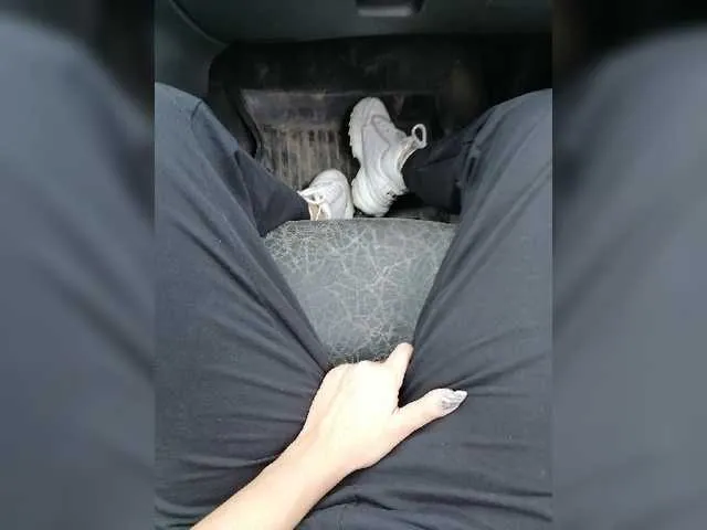 Live sex webcam photo for Anastosia1998 #251266300