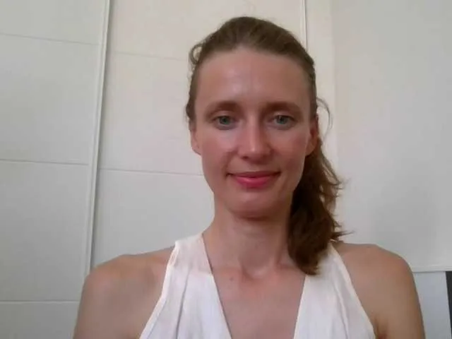 Live sex webcam photo for CelesteKissab #246589721