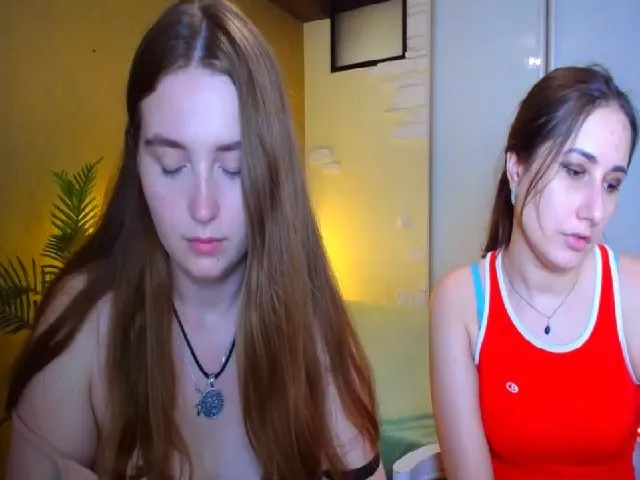Live sex webcam photo for NikkySonge #254085156