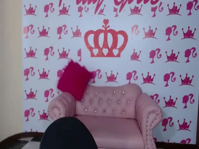Live sex webcam photo for Naughtty_Doll #260634078