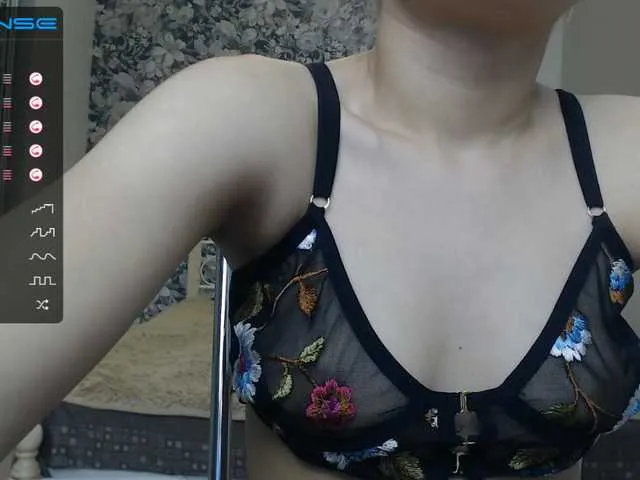 Live sex webcam photo for Himari1 #241319137