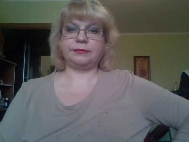 Live sex webcam photo for LOLA88888 #241345327