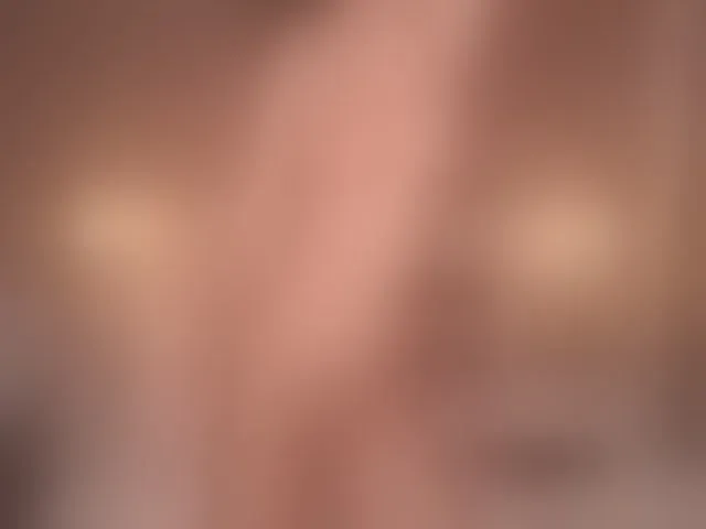 Live sex webcam photo for Erikajordan #260397546