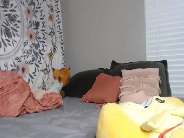 Live sex webcam photo for Luna_Fox_ #252936574