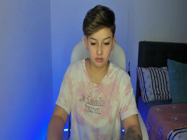 Live sex webcam photo for SalemJimenez #252971534