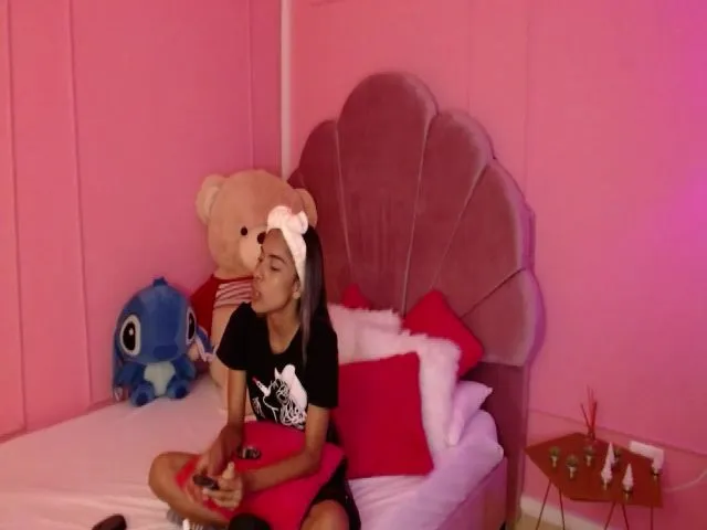 Live sex webcam photo for Diane_sinn #258138491