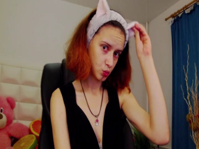 Live sex webcam photo for IrisNichols #262300770