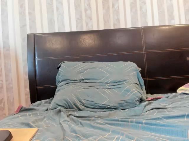 Live sex webcam photo for Ultrachick #254430194