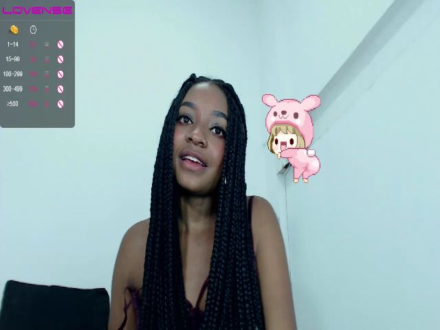 Live sex webcam photo for Danielanaggy #260111916