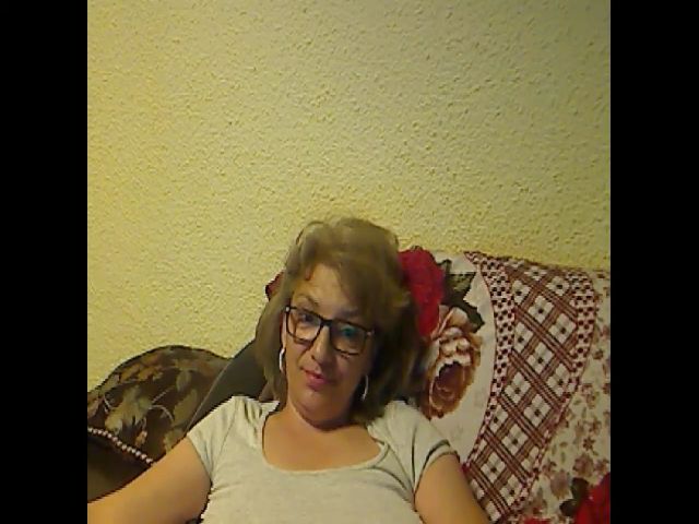 Live sex webcam photo for LovelyGinny #257844872