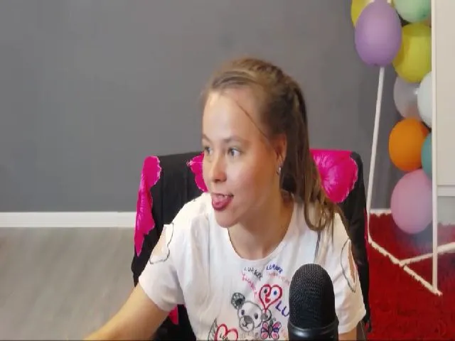 Live sex webcam photo for SimplyJoy #260933052