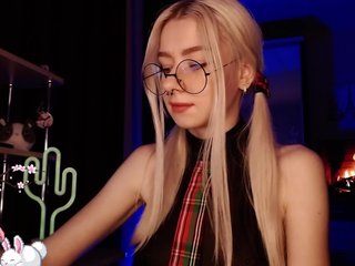 Live sex webcam photo for Annelitt #287947714