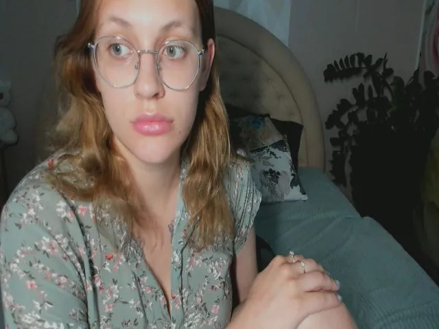 Live sex webcam photo for CuteMonica_ #255366518