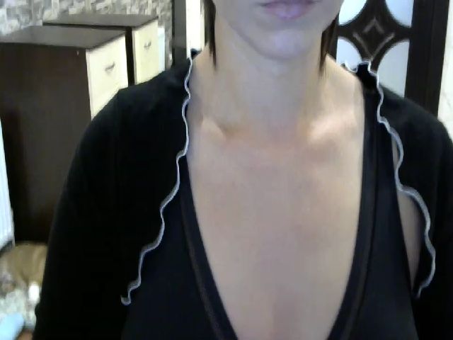 Live sex webcam photo for Velicious7 #255928310