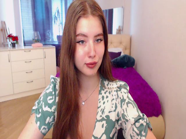 Live sex webcam photo for AdmireMyEyes #256829046