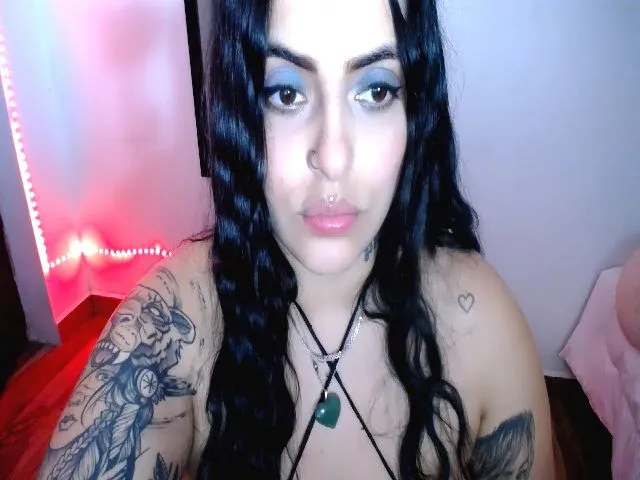 Live sex webcam photo for Dulce_doll #261798659