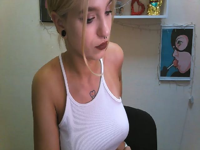 Live sex webcam photo for Isabe_lla #255195147