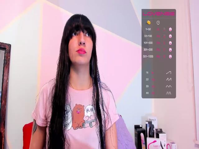 Live sex webcam photo for Violetatoo #255945763