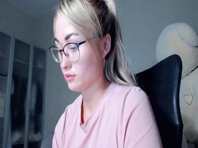 Live sex webcam photo for Mistress_Eva_ #255166336