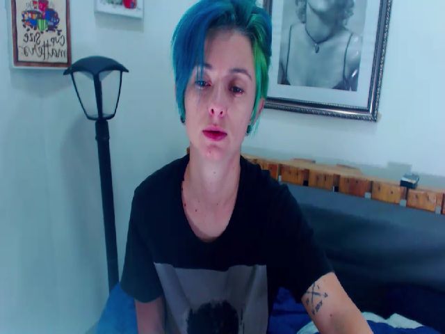 Live sex webcam photo for poison_blue #255620827