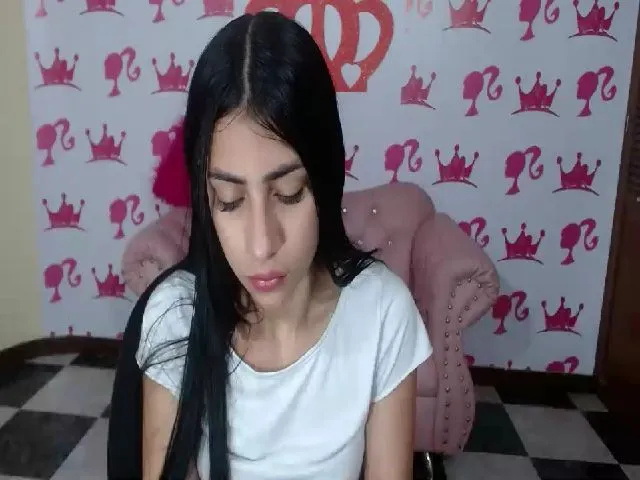 Live sex webcam photo for Naughtty_Doll #260787215