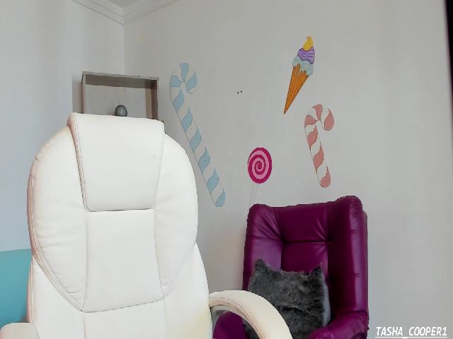 Live sex webcam photo for Tasha_cooper1 #262139045