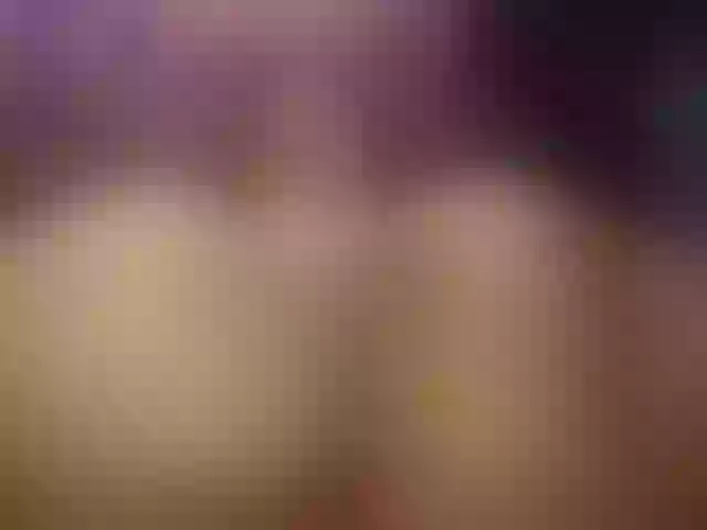 Live sex webcam photo for lucy-hot1 #254225499