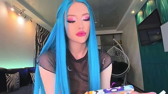 Live sex webcam photo for cupleskitis #244760568