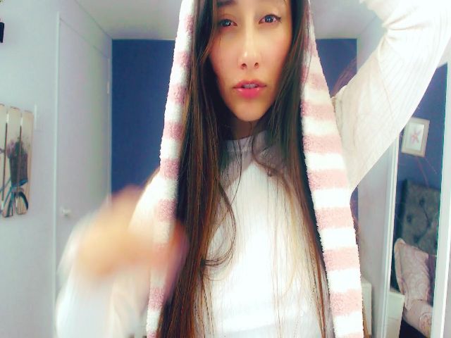 Live sex webcam photo for anniesclub #252416471